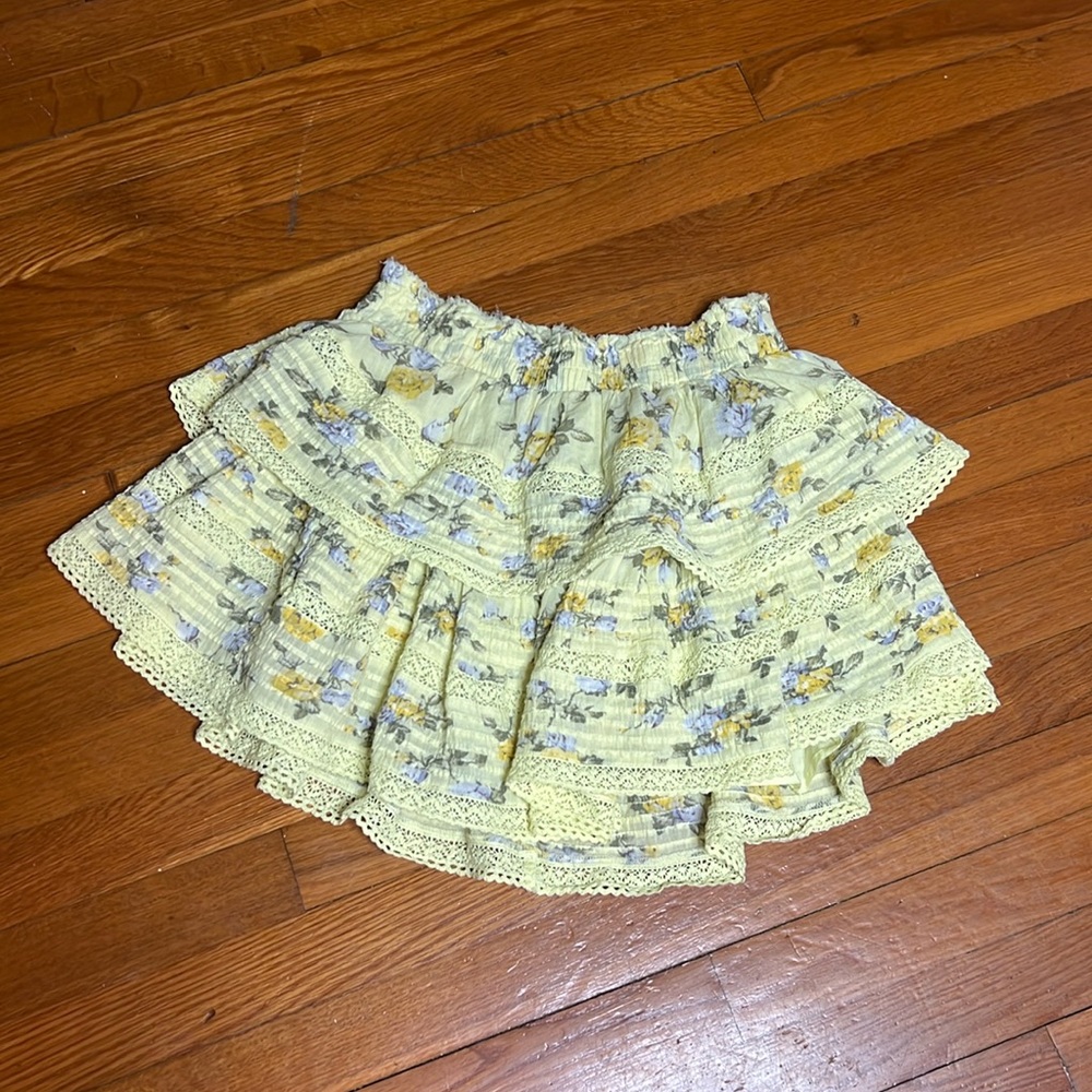 AERIE tiered floral skirt with lace
